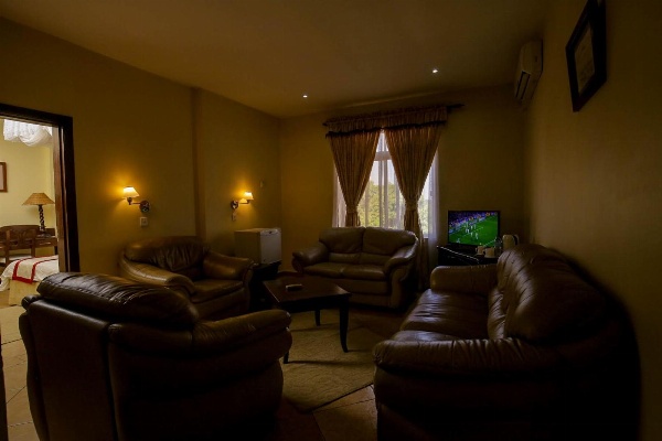 New Safari Hotel image 6